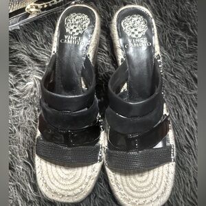 NEW! VINCE CAMUTO BLACK WEDGE SANDALS